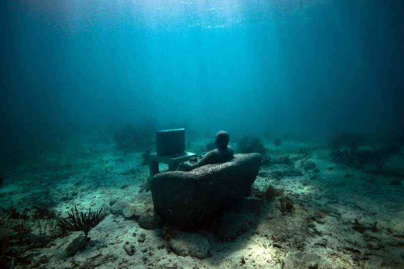 underwater museum inertia-jason-decaires-taylor-sculpture